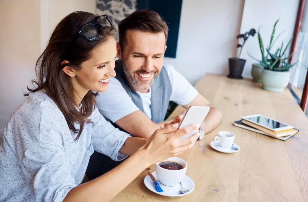 Couple connecting with the app